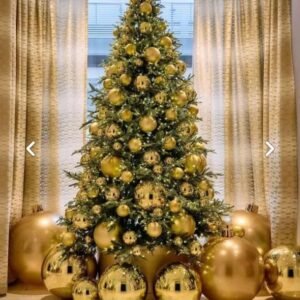 Pinheiro Gigante Decorada Bolas Douradas Gigantes