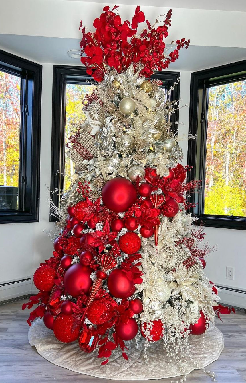 Árvore de Natal Decorada Rouge Majesté